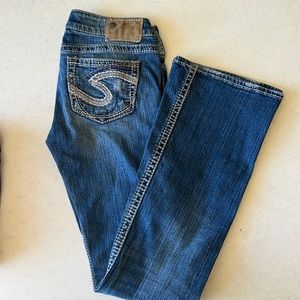 Tuesday slivers jeans.